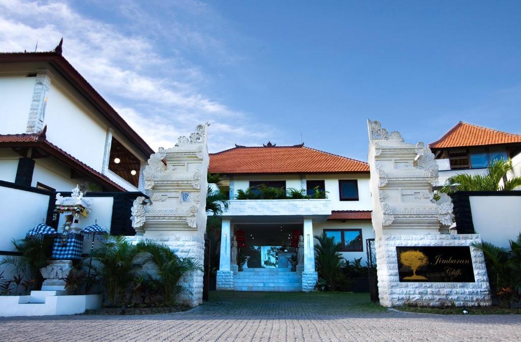 Jimbaran Cliffs Private Pool Hotel & Spa Exterior photo