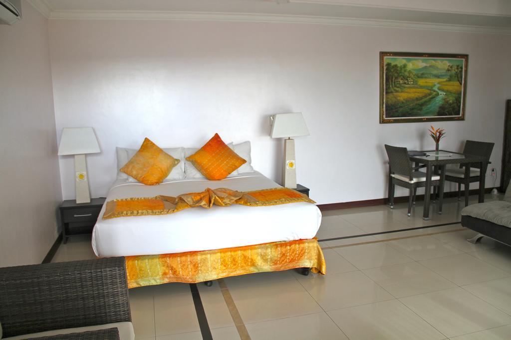 Jimbaran Cliffs Private Pool Hotel & Spa Exterior photo