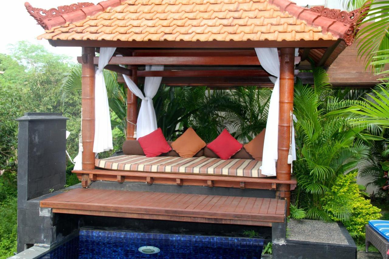 Jimbaran Cliffs Private Pool Hotel & Spa Exterior photo
