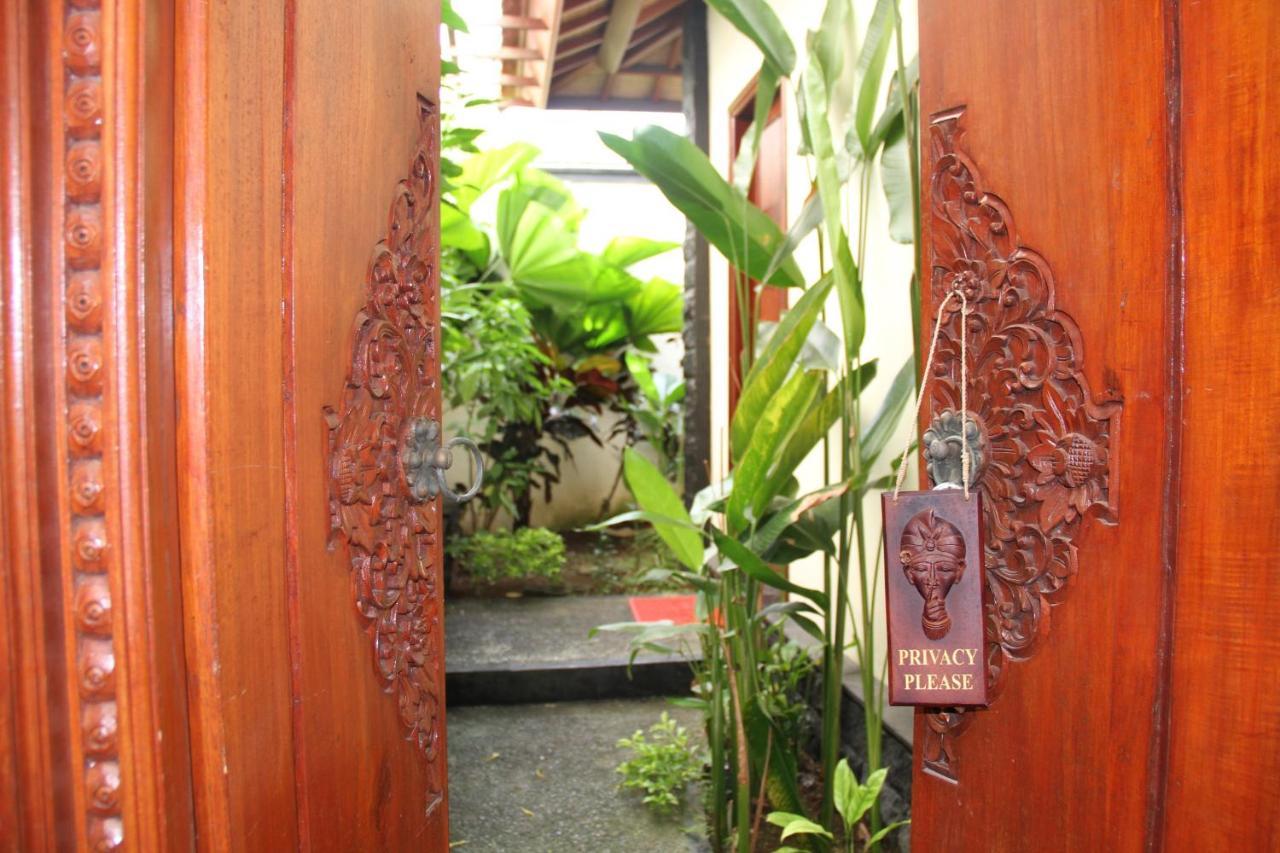 Jimbaran Cliffs Private Pool Hotel & Spa Exterior photo